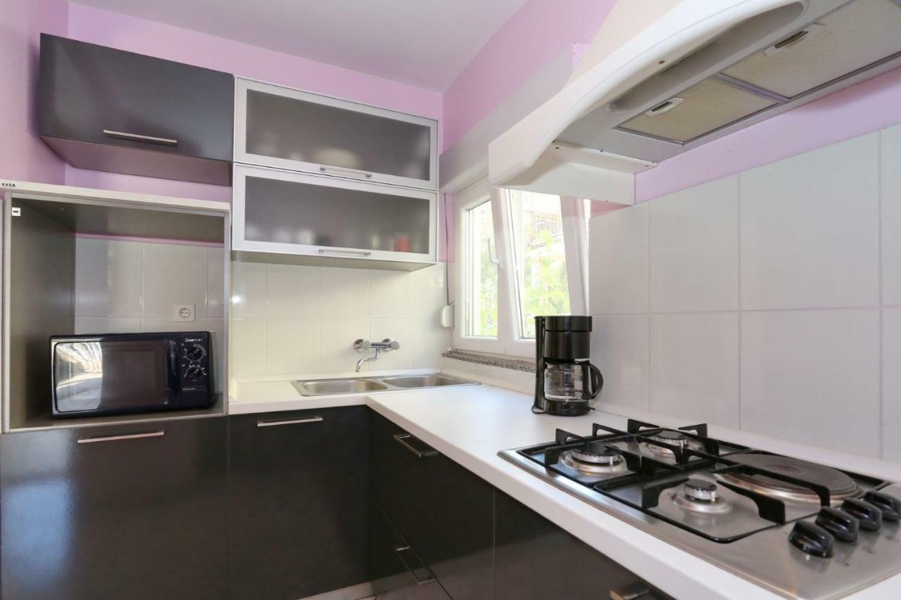 Villa Neyla Vir Εξωτερικό φωτογραφία
