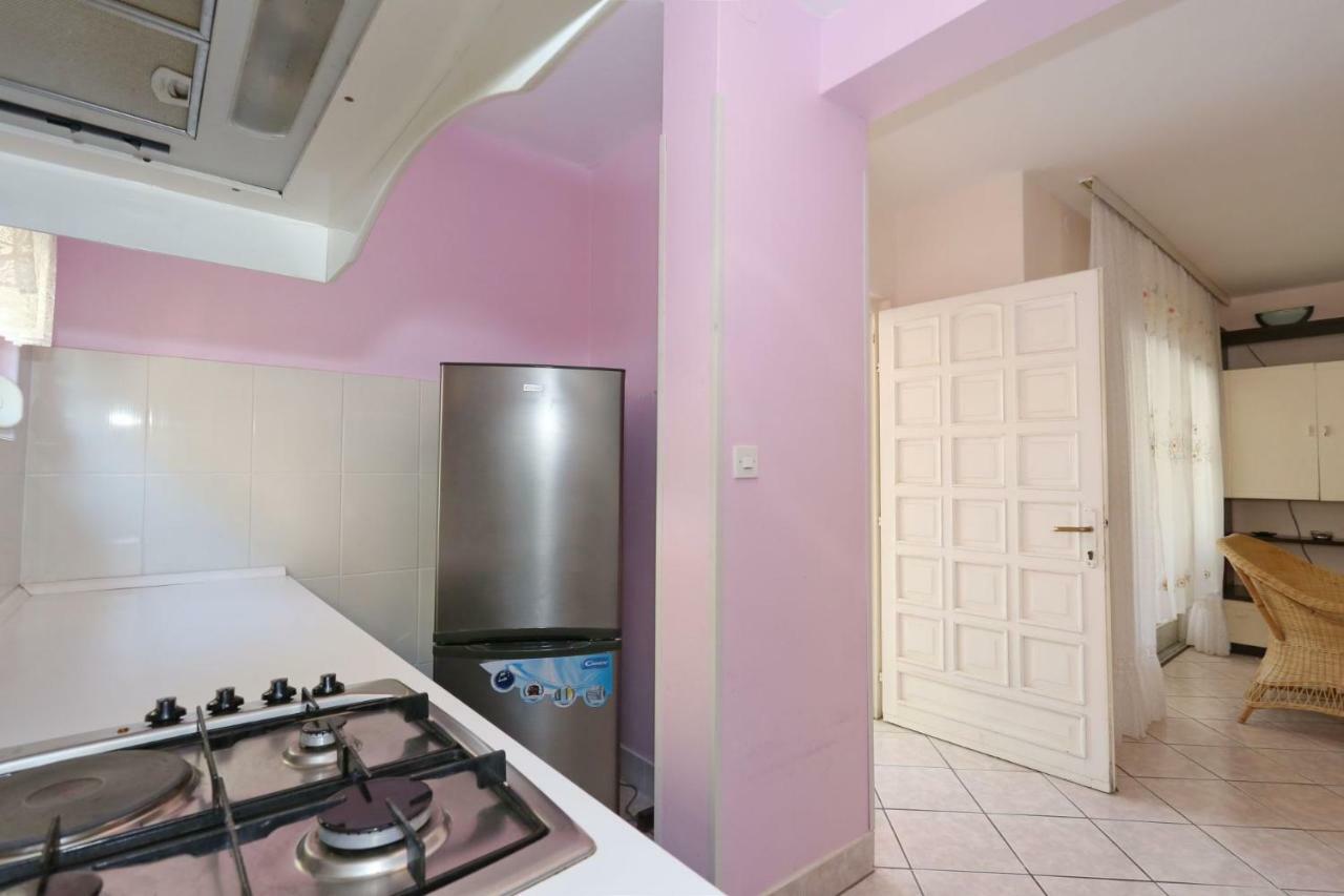 Villa Neyla Vir Εξωτερικό φωτογραφία
