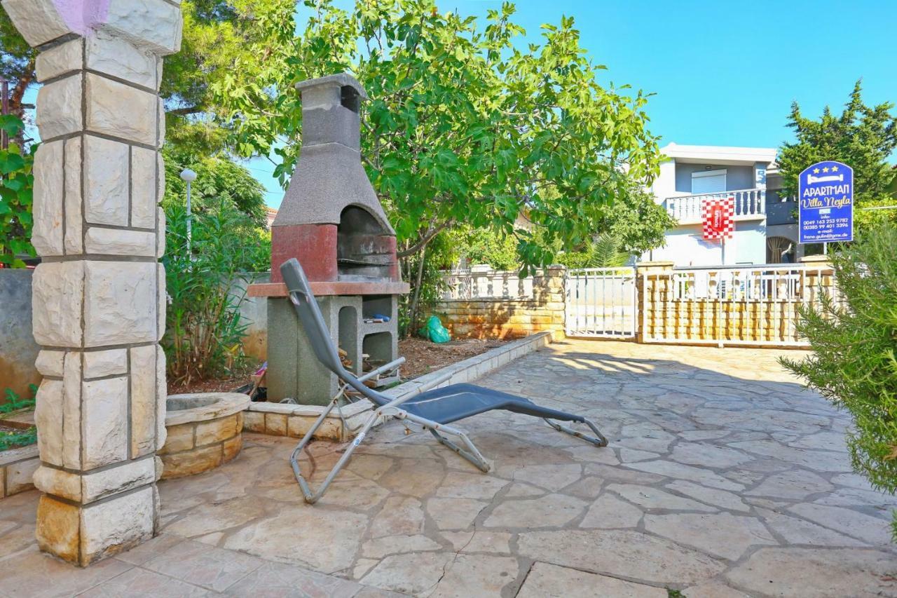 Villa Neyla Vir Εξωτερικό φωτογραφία